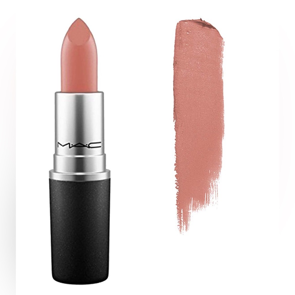 BNIB MAC Cosmetics Retro Matte Lipstick - Velvet Teddy
